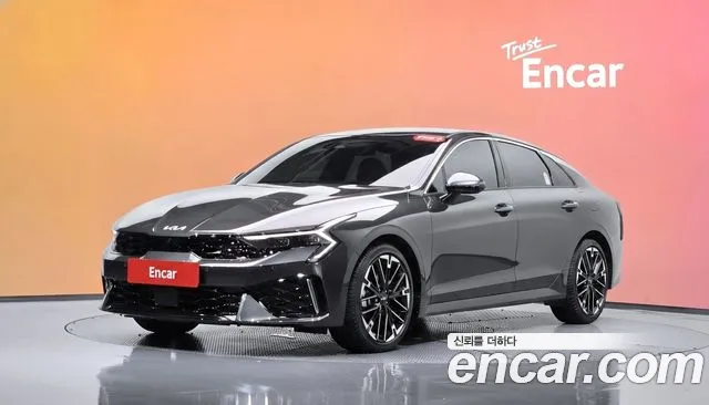 Kia K5 — экстерьер