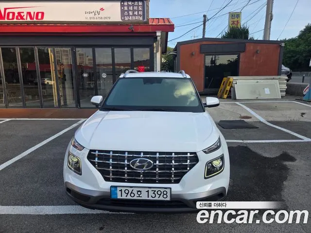 Hyundai Venue