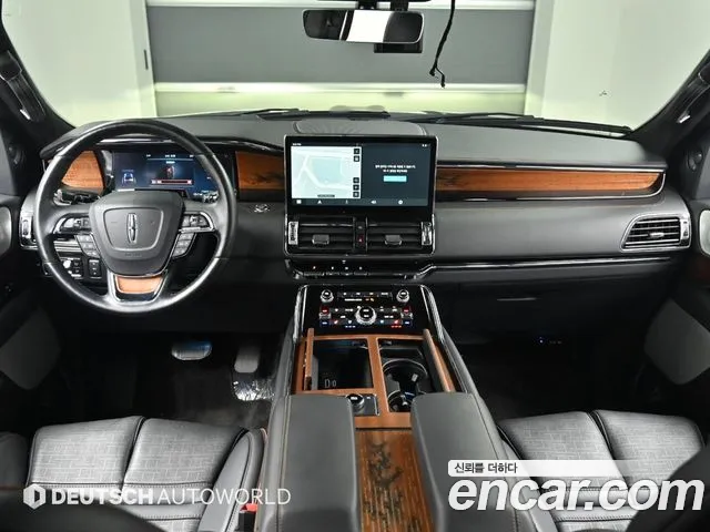 Lincoln Navigator — интерьер
