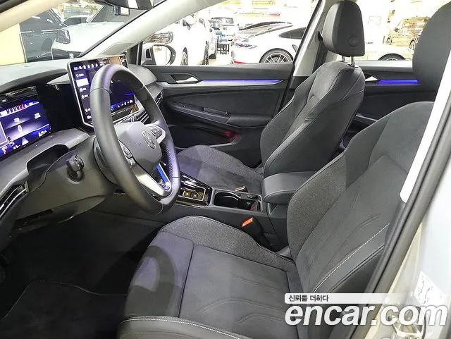 Volkswagen Golf — интерьер