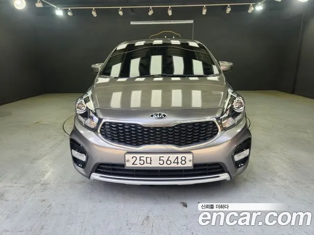 Kia Carens