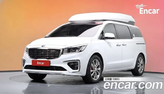 Kia Carnival — экстерьер