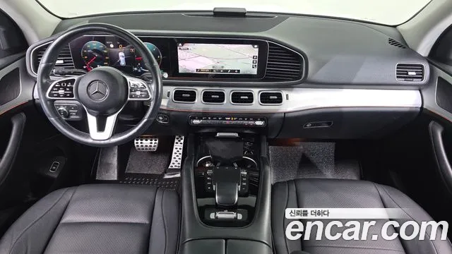 Mercedes-Benz GLE-класс — интерьер