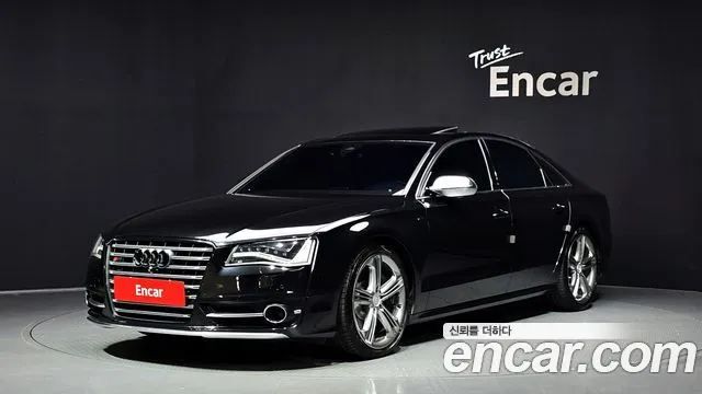 Audi S8