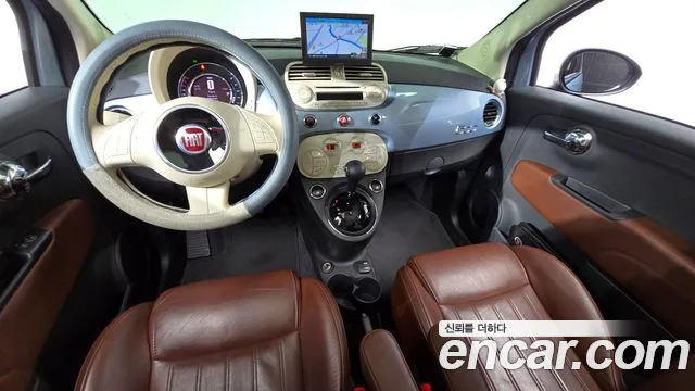 Fiat 500 — интерьер