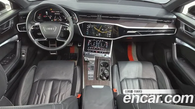 Audi A6 — интерьер