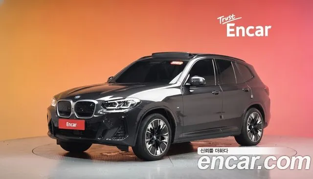 BMW iX3