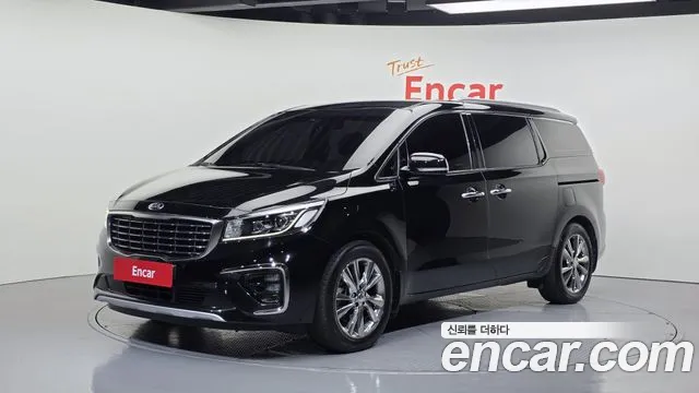 Kia Carnival — экстерьер