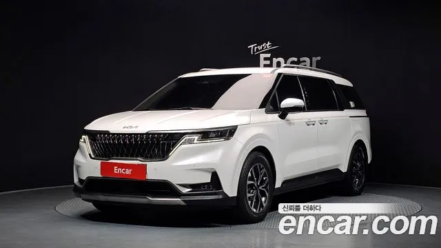 Kia Carnival — экстерьер