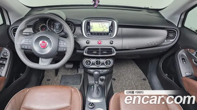 Fiat 500X — интерьер
