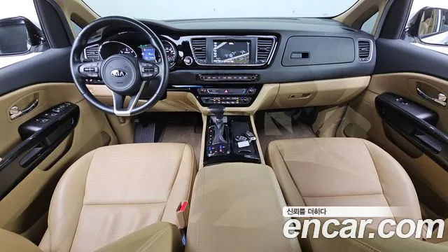 Kia Carnival — интерьер