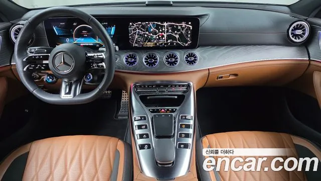 Mercedes-Benz AMG GT — интерьер