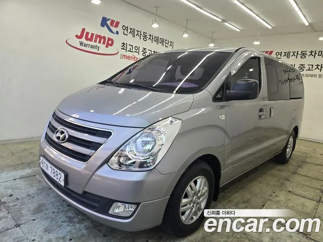 Hyundai Starex