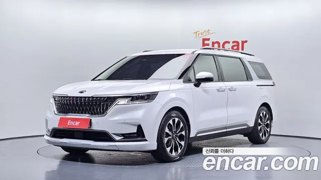 Kia Carnival — экстерьер