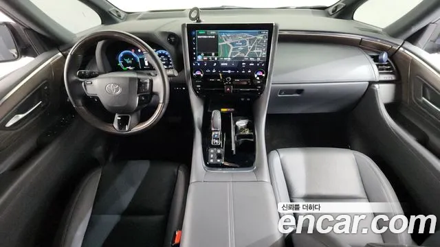 Toyota Alphard — интерьер
