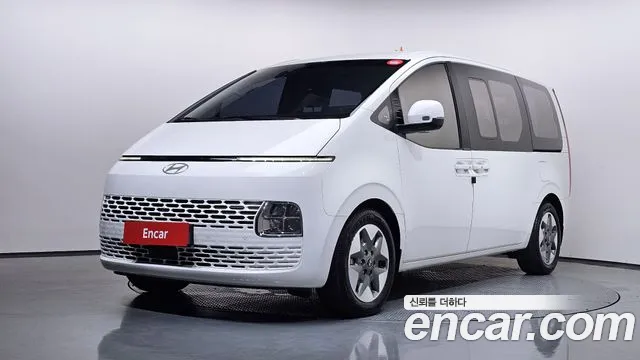Hyundai Staria