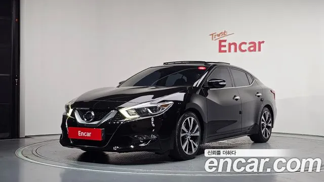 Nissan Maxima
