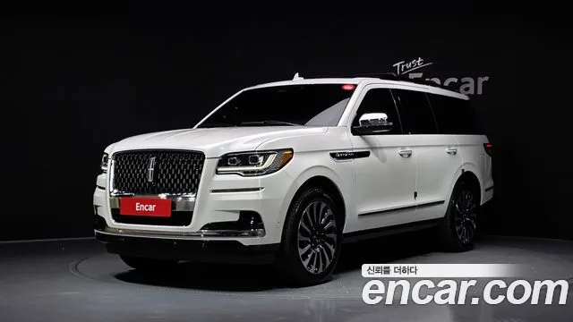 Lincoln Navigator