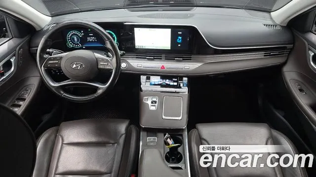 Hyundai Grandeur — интерьер