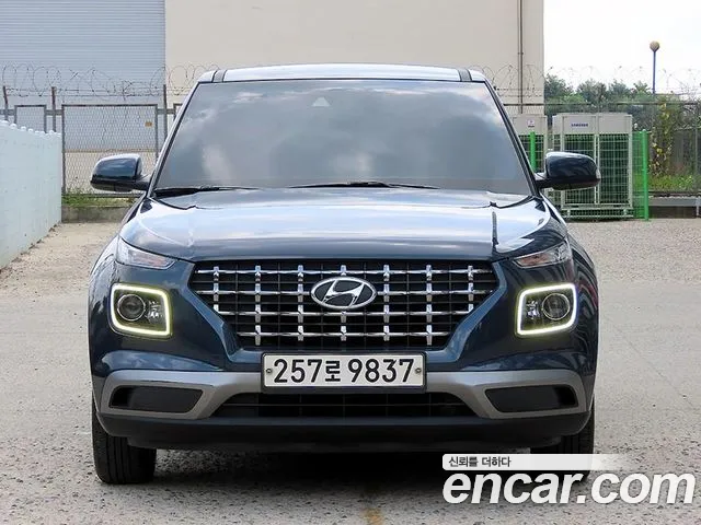 Hyundai Venue