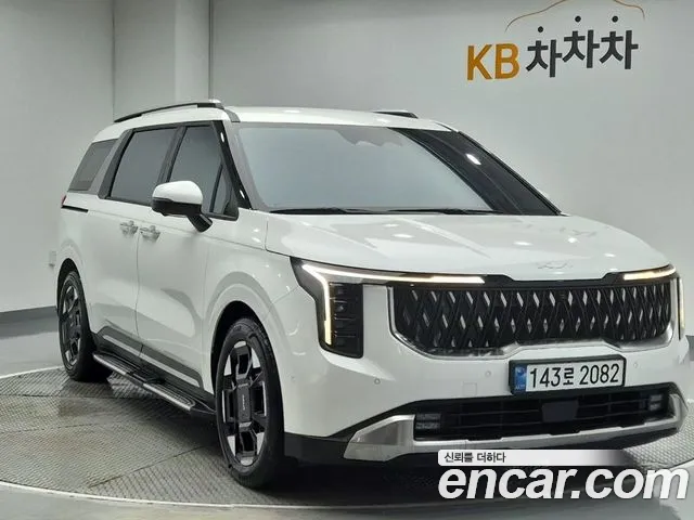 Kia Carnival — экстерьер