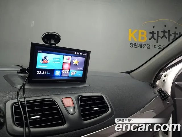 Renault Korea SM3 — интерьер