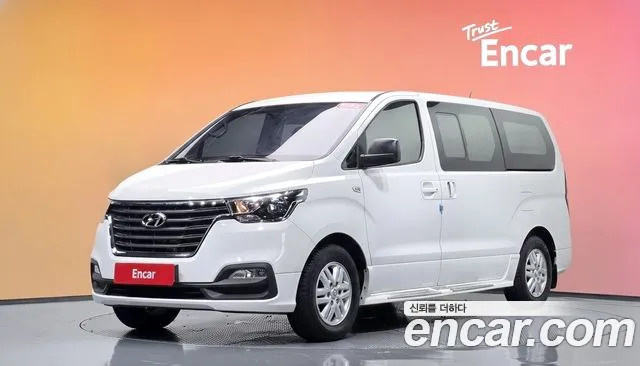 Hyundai Starex
