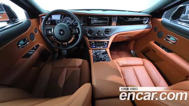 Rolls-Royce Ghost — интерьер