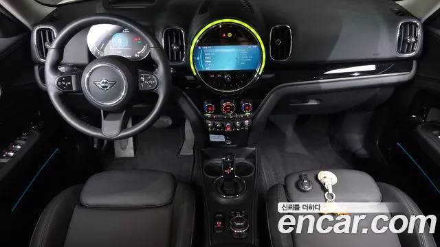 MINI Countryman — интерьер