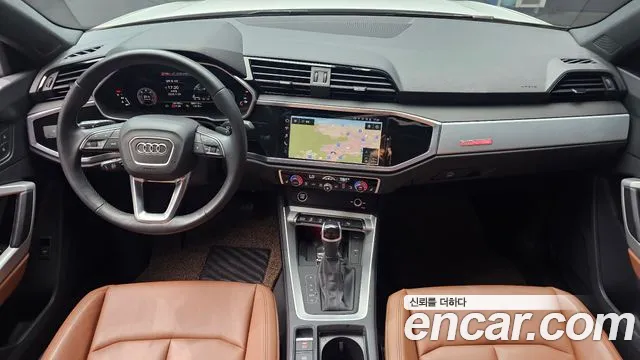 Audi Q3 — интерьер