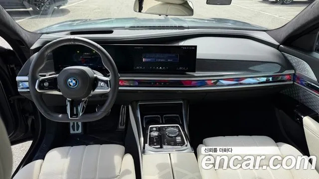 BMW i7 — интерьер