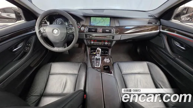 BMW 5 серия — интерьер