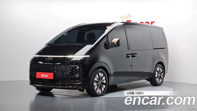Hyundai Staria