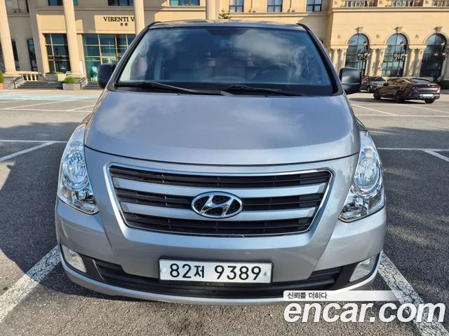 Hyundai Starex