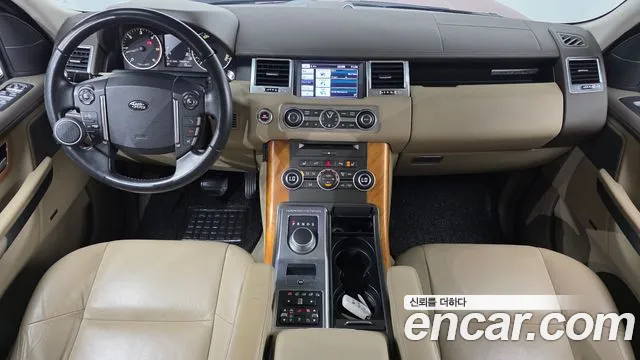 Land Rover Range Rover Sport — интерьер