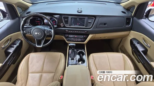 Kia Carnival — интерьер