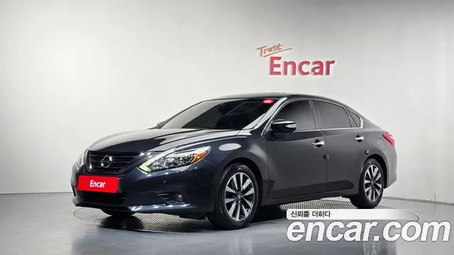 Nissan Altima