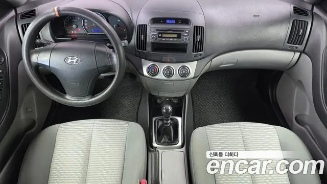 Hyundai Elantra — интерьер