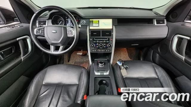 Land Rover Discovery Sport — интерьер