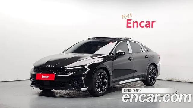 Kia K5 — экстерьер