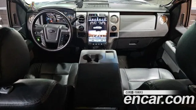 Ford F-150 — интерьер