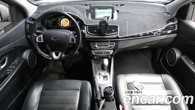 Renault Korea SM3 — интерьер