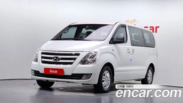 Hyundai Starex