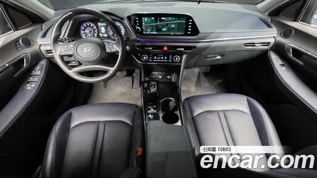 Hyundai Sonata — интерьер