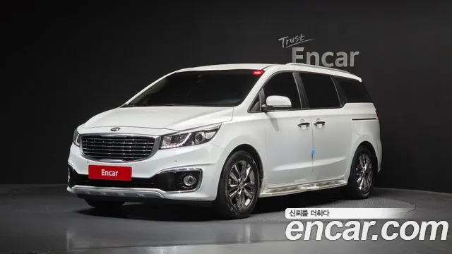 Kia Carnival — экстерьер