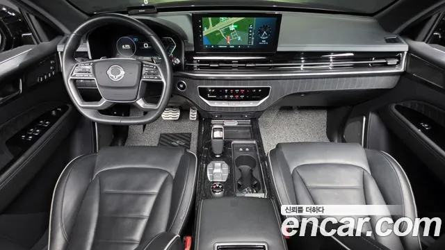 KG Mobility Rexton — интерьер