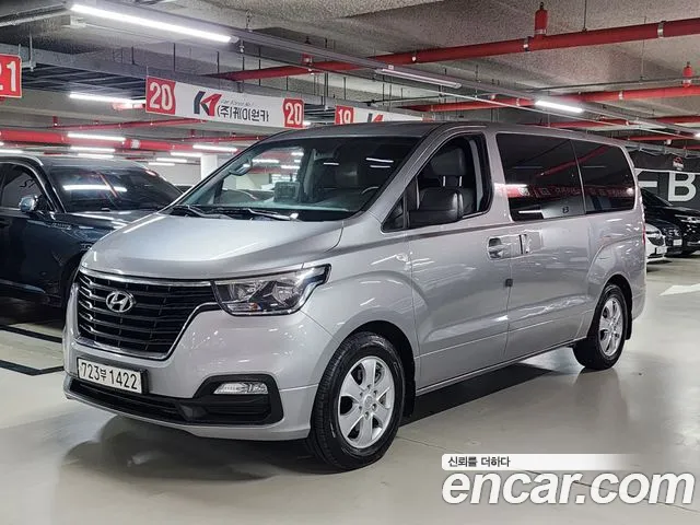 Hyundai Starex
