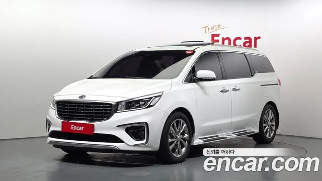 Kia Carnival — экстерьер