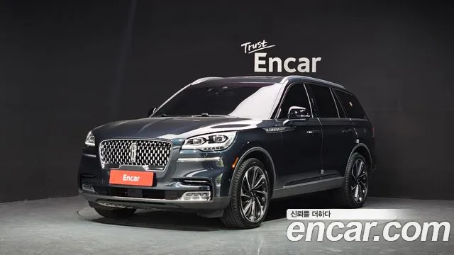 Lincoln Aviator