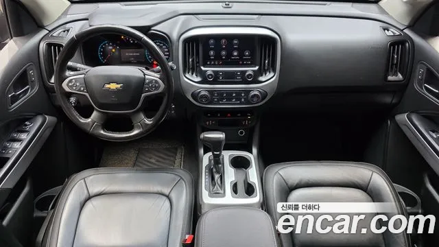 Chevrolet Korea Colorado — интерьер